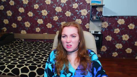 Adel online show from December 6, 8:34 pm