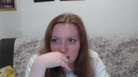 Adel online show from March 11, 7:28 pm