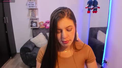 Snapshot of adela_parker chatting on October 14, 8:23 pm Adela Parker online show from October 14, 8:23 pm