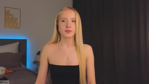 Adele online show from November 8, 11:30 pm