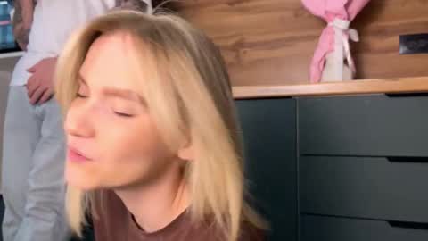 Adele Nick online show from March 5, 10:35 am