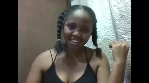 Snapshot of adelealy chatting on September 19, 3:43 am adelealy online show from September 19, 3:43 am