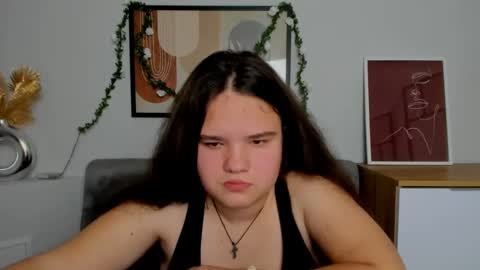 adelecruzz online show from February 14, 3:05 pm