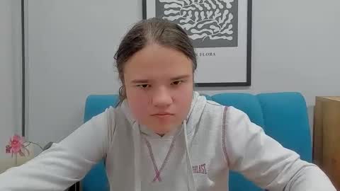 adelecruzz online show from January 16, 1:53 pm