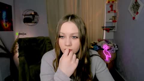 Adel online show from March 1, 10:30 am