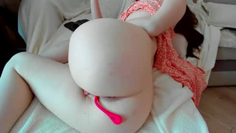Amy online show from May 30, 4:33 am