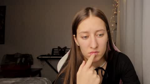 Adell online show from December 26, 10:31 pm