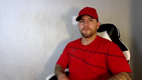 Snapshot of ades_lowe chatting on September 23, 11:48 am Ades online show from September 23, 11:48 am