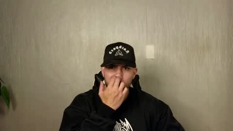 Snapshot of ades_lowe chatting on October 14, 11:46 am Ades online show from October 14, 11:46 am