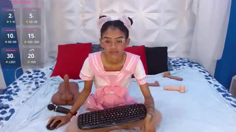 adisson_petite1 online show from February 7, 6:11 pm