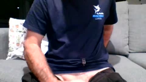 adjustable14 online show from August 3, 4:24 pm
