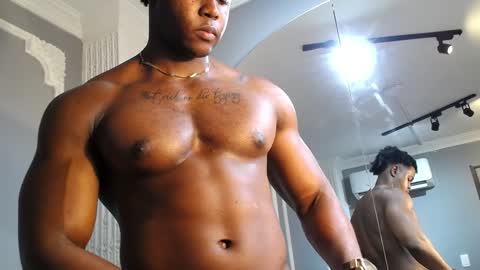 Snapshot of adonisknigh chatting on December 9, 2:28 pm Adonis Knight online show from December 9, 2:28 pm