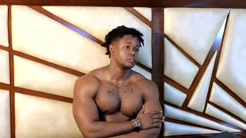 Snapshot of adonisknigh chatting on December 14, 12:44 am Adonis Knight online show from December 14, 12:44 am