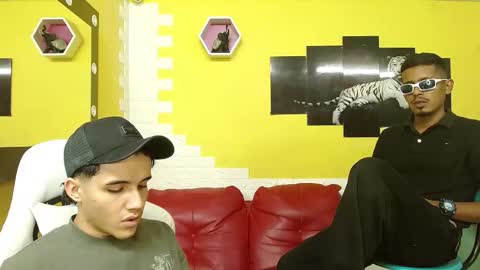 adrew arthur online show from May 29, 3:37 am