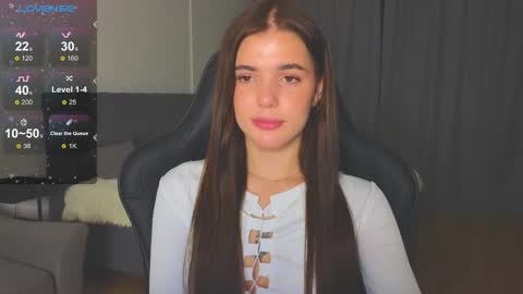 Snapshot of adri_dream chatting on September 18, 9:41 pm Adriana online show from September 18, 9:41 pm