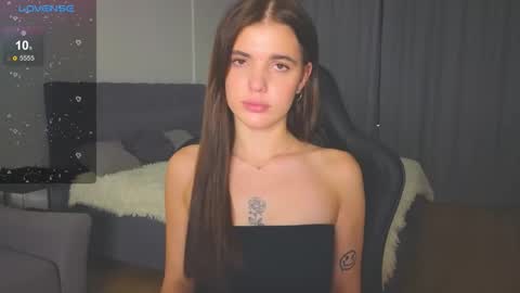 Snapshot of adri_dream chatting on September 13, 11:07 pm Adriana online show from September 13, 11:07 pm