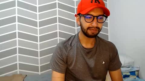 Adrian Falcon online show from May 30, 5:39 am