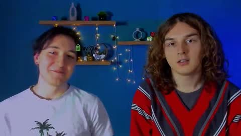 adrian_hart online show from December 21, 9:38 am