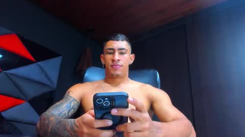   online show from December 22, 6:03 pm