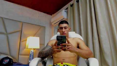   online show from November 15, 5:58 pm