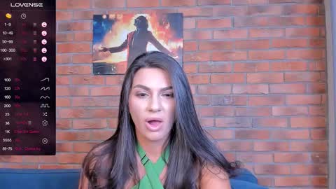 Snapshot of adriana1_ chatting on October 1, 7:13 pm Adriana online show from October 1, 7:13 pm