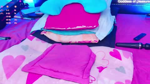 AdrianaSexy online show from June 27, 5:24 am