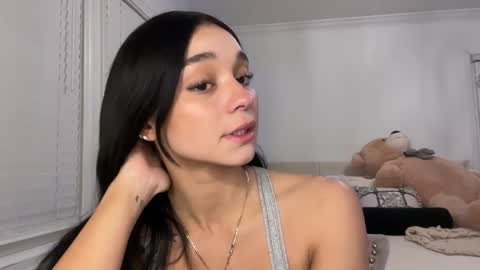 Snapshot of adriannarodriguez chatting on February 6, 2:00 am Adrianna  online show from February 6, 2:00 am