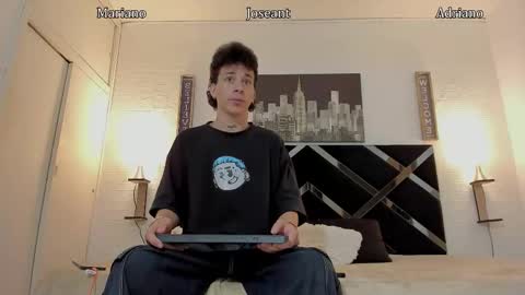 Adrian online show from October 22, 4:59 am