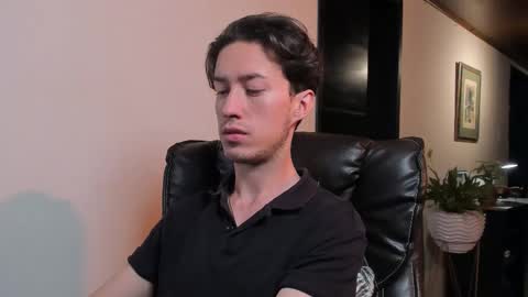 Adrian Williams online show from November 12, 11:51 pm