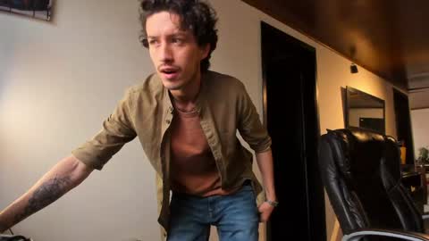 Adrian Williams online show from April 15, 7:49 pm