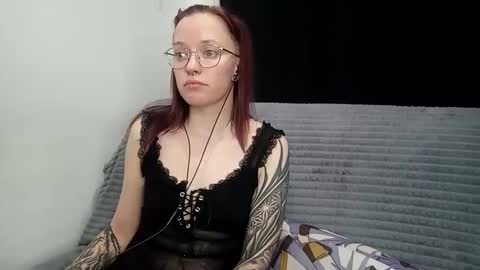 Snapshot of aelita_night chatting on March 11, 7:14 pm aelita_night online show from March 11, 7:14 pm