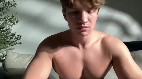 James online show from December 16, 3:08 am