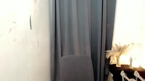 Snapshot of afina_babes chatting on September 13, 1:19 am afina_babes online show from September 13, 1:19 am