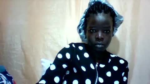 DIANA AKOTH OGUTU online show from September 12, 4:47 am