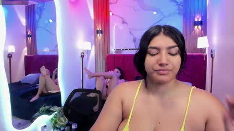 Snapshot of afroditaandsoffi chatting on September 15, 12:06 pm Afrodita Chery y Hermione online show from September 15, 12:06 pm