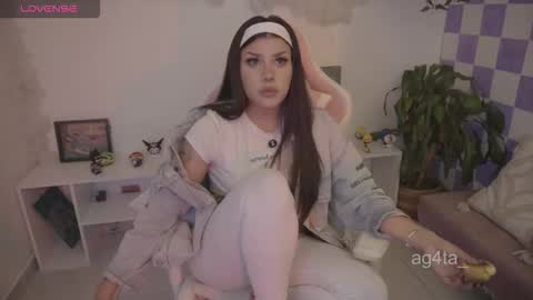 Snapshot of ag4ta_ chatting on September 11, 12:56 am Agata online show from September 11, 12:56 am