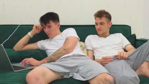 Mark online show from March 28, 8:43 pm