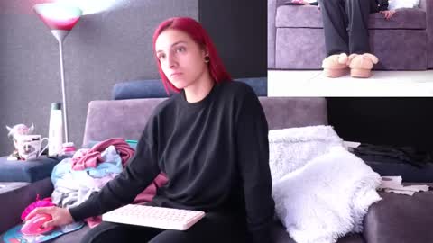 Snapshot of agatacollinsss chatting on October 11, 12:10 pm Agata Collinss online show from October 11, 12:10 pm