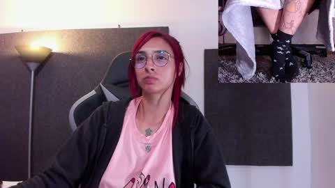 Agata Collinss online show from May 15, 6:33 am