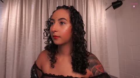 Snapshot of agatha_collinss chatting on September 22, 6:56 pm Val inst agatha clls online show from September 22, 6:56 pm