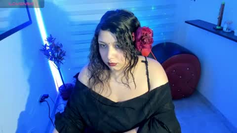agatha_marin_ online show from May 17, 3:16 am