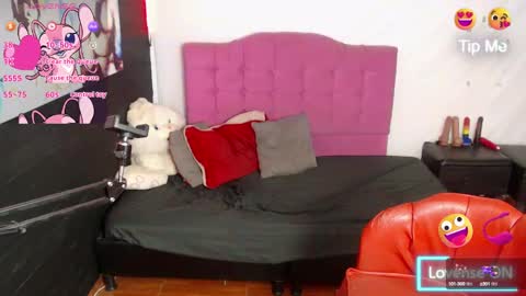 Snapshot of agatha_prime chatting on February 26, 9:42 pm CAROLINA online show from February 26, 9:42 pm