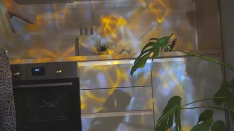 Snapshot of agent_blonde chatting on September 20, 6:11 pm May online show from September 20, 6:11 pm