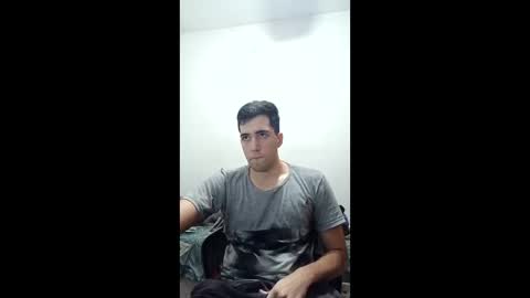 agustinnrod online show from May 18, 8:26 pm