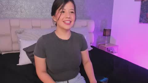 Snapshot of ah_mara chatting on March 3, 11:33 am Ahmara online show from March 3, 11:33 am