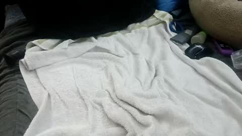 ahappyhippie online show from December 28, 5:46 pm