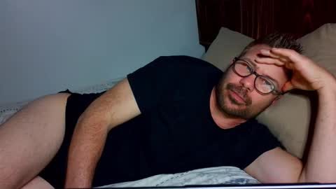 Blue Eyed Handsome Man online show from February 25, 12:36 am