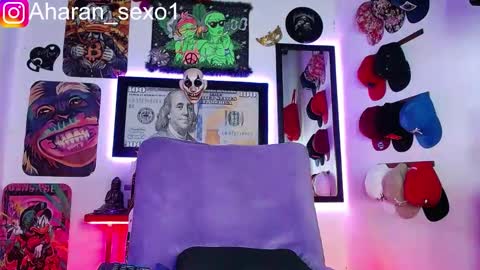 Snapshot of aharon_sexo1 chatting on February 10, 3:13 am Aharon Zamora online show from February 10, 3:13 am