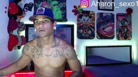 Snapshot of aharon_sexo1 chatting on March 11, 4:51 am Aharon Zamora online show from March 11, 4:51 am