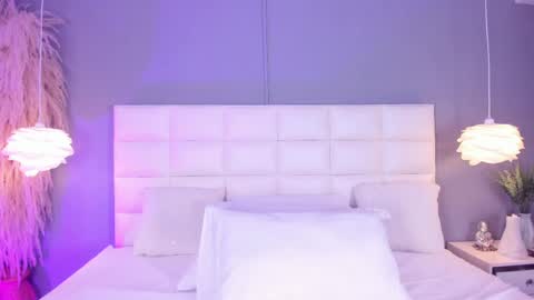 AHINOA online show from April 18, 11:34 am